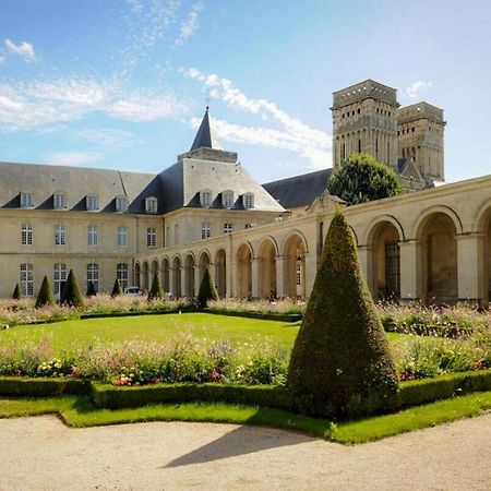 Charmant Appartement Proche De L'Abbaye-Aux-Dames Caen Exteriör bild