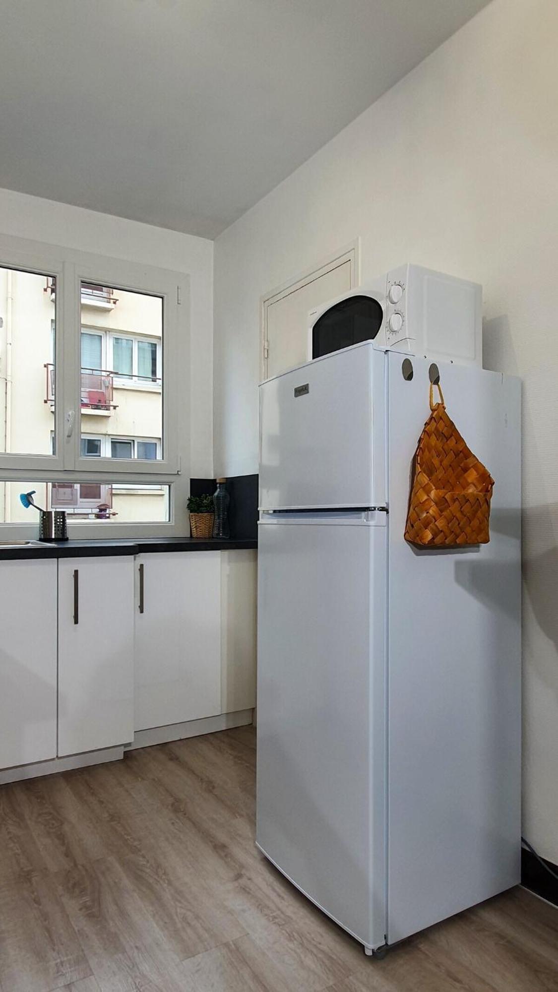 Charmant Appartement Proche De L'Abbaye-Aux-Dames Caen Exteriör bild